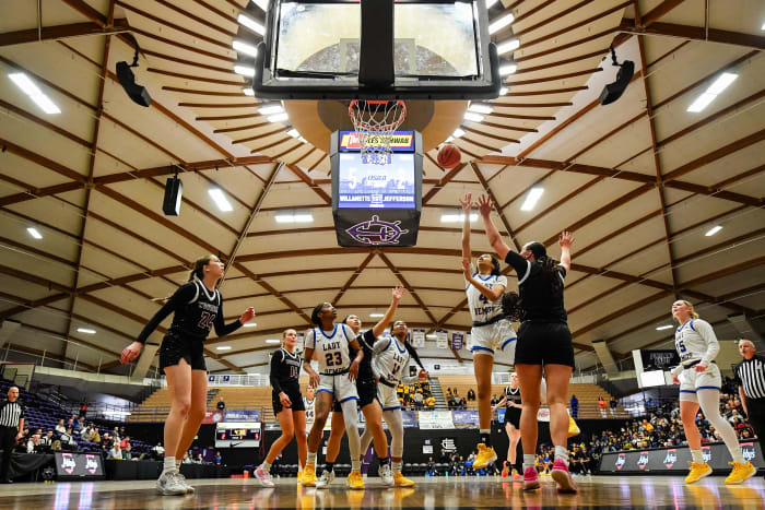 Jefferson Willamette 6A Oregon girls basketball quarterfinal 2024 Naji Saker-35